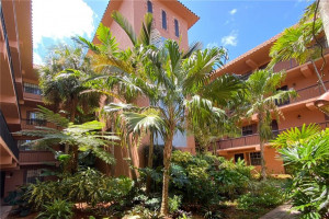 620 Tennis Club Drive, 302, Fort Lauderdale, FL 33311
