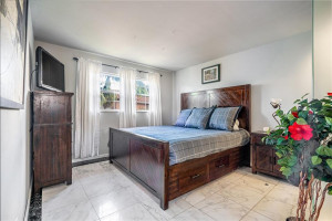 620 Tennis Club Drive, 302, Fort Lauderdale, FL 33311