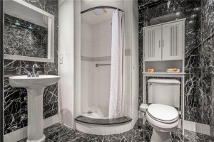 620 Tennis Club Drive, 302, Fort Lauderdale, FL 33311