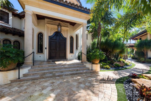 2900 NE 37th Street, Fort Lauderdale, FL 33308