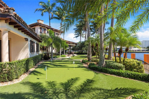 2900 NE 37th Street, Fort Lauderdale, FL 33308