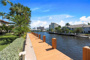 2900 NE 37th Street, Fort Lauderdale, FL 33308