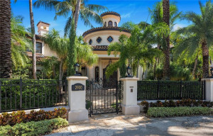 2900 NE 37th Street, Fort Lauderdale, FL 33308