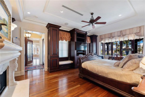 2900 NE 37th Street, Fort Lauderdale, FL 33308