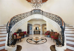 2900 NE 37th Street, Fort Lauderdale, FL 33308