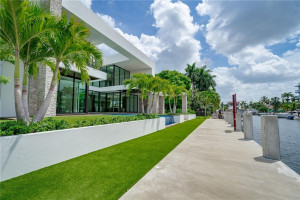 31 Fiesta Way, Fort Lauderdale, FL 33301