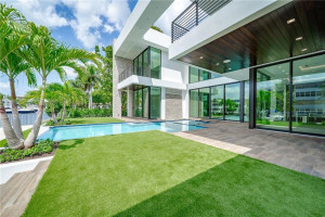 31 Fiesta Way, Fort Lauderdale, FL 33301