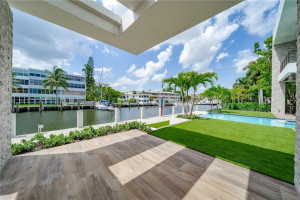 31 Fiesta Way, Fort Lauderdale, FL 33301