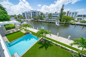 31 Fiesta Way, Fort Lauderdale, FL 33301
