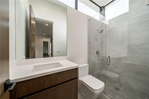 31 Fiesta Way, Fort Lauderdale, FL 33301