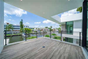 31 Fiesta Way, Fort Lauderdale, FL 33301