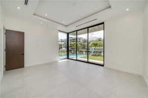 31 Fiesta Way, Fort Lauderdale, FL 33301