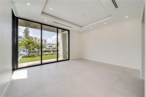 31 Fiesta Way, Fort Lauderdale, FL 33301