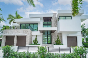 31 Fiesta Way, Fort Lauderdale, FL 33301