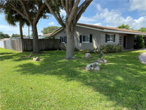 2030 NE 28th Street, Lighthouse Point, FL 33064