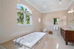 629 Idlewyld Drive, Fort Lauderdale, FL 33301