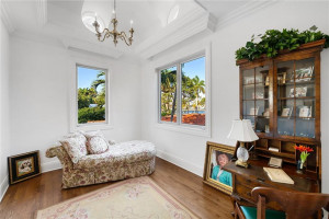 629 Idlewyld Drive, Fort Lauderdale, FL 33301