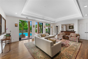 629 Idlewyld Drive, Fort Lauderdale, FL 33301