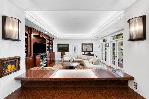 629 Idlewyld Drive, Fort Lauderdale, FL 33301