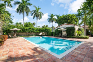 629 Idlewyld Drive, Fort Lauderdale, FL 33301