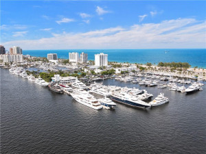 72 Isla Bahia Drive, Fort Lauderdale, FL 33316