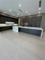 72 Isla Bahia Drive, Fort Lauderdale, FL 33316