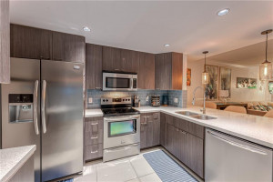 2450 NE 15th Avenue, 105, Wilton Manors, FL 33305