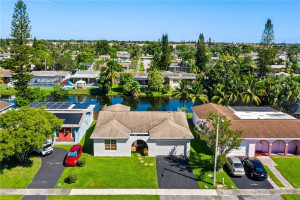 Incredible lot on a nice wide area of the canal