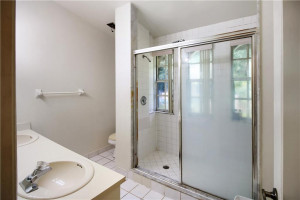 Photo for 4913 Riverside Drive, 204, Coral Springs, FL 33067 - Listing #FX-10303148 4913 Riverside Drive, 204, Coral Springs, FL 33067