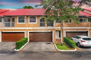 Photo for 4913 Riverside Drive, 204, Coral Springs, FL 33067 - Listing #FX-10303148 4913 Riverside Drive, 204, Coral Springs, FL 33067