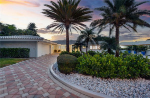 Photo for 2950 NE 22nd Court, Pompano Beach, FL 33062 - Listing #FX-10303566 2950 NE 22nd Court, Pompano Beach, FL 33062