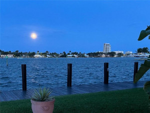 1719 SE 12th Court, Fort Lauderdale, FL 33316