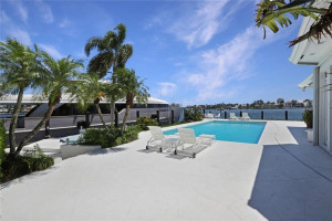 1719 SE 12th Court, Fort Lauderdale, FL 33316