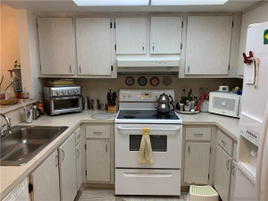 Photo for 9500 SW 3rd Street, 126, Boca Raton, FL 33428 - Listing #FX-10304304 9500 SW 3rd Street, 126, Boca Raton, FL 33428