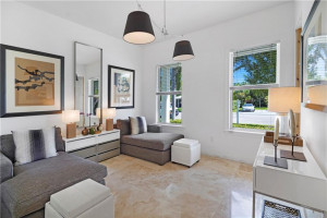 1515 NE 17th Avenue, Fort Lauderdale, FL 33304