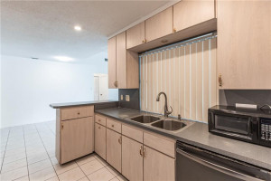 Photo for 10791 NW 21st Street, Coral Springs, FL 33071 - Listing #FX-10305978 10791 NW 21st Street, Coral Springs, FL 33071