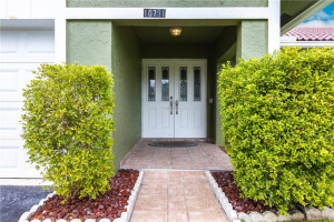 Photo for 10791 NW 21st Street, Coral Springs, FL 33071 - Listing #FX-10305978 10791 NW 21st Street, Coral Springs, FL 33071