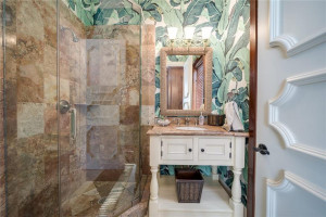 2530 Laguna Drive, Fort Lauderdale, FL 33316