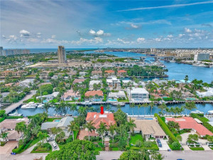 2530 Laguna Drive, Fort Lauderdale, FL 33316