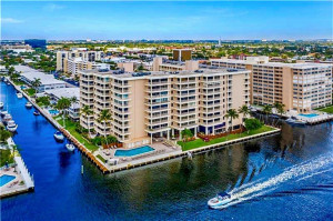 3100 NE 48th Street, 908, Fort Lauderdale, FL 33308