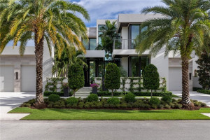 29 Isla Bahia Drive, Fort Lauderdale, FL 33316