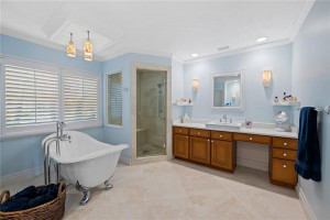 After a long day imagine yourself in this bath! After a long day imagine yourself in this bath!