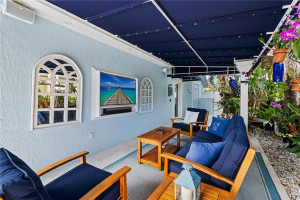 Another outdoor sitting area. Tucked on the side for privacy Another outdoor sitting area. Tucked on the side for privacy