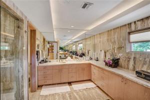 1025 N Rio Vista Boulevard, Fort Lauderdale, FL 33301