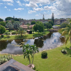 4805 NW 35th Street, L-612, Lauderdale Lakes, FL 33319