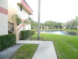 Photo for 4135 Carambola Circle, 2133, Coconut Creek, FL 33066 - Listing #FX-10311611 4135 Carambola Circle, 2133, Coconut Creek, FL 33066