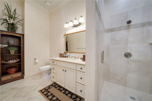 2530 Laguna Drive, Fort Lauderdale, FL 33316