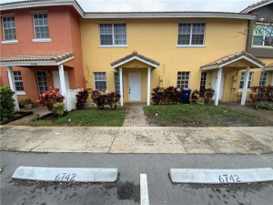 6742 Sienna Club Drive, 6742, Lauderhill, FL 33319