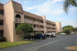 Photo for 9841 Sunrise Lakes Boulevard, 309, Sunrise, FL 33322 - listing #FX-10312392 9841 Sunrise Lakes Boulevard, 309, Sunrise, FL 33322