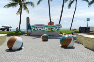 Photo for 135 SE 19th Avenue, Deerfield Beach, FL 33441 - Listing #FX-10277939 135 SE 19th Avenue, Deerfield Beach, FL 33441